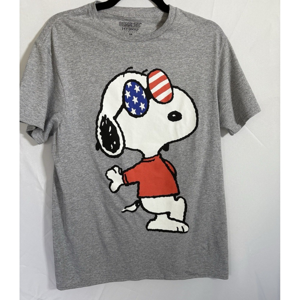 hybrid apparel t-shirt Size M Snoopy Peanuts
